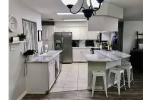 5246 MONTSERRAT DR, LAKELAND, FL 33812 Sold 08/19/22