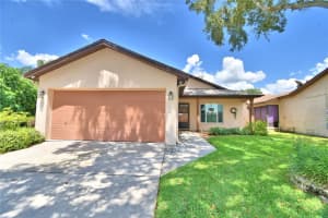 4309 LARRYS LAGOON, WINTER HAVEN, FL 33884 Sold 06/30/22