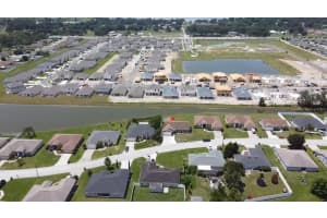 1054 SUMMER GLEN DR, WINTER HAVEN, FL 33880 Sold 08/16/22