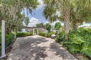 1632 HIGHLAND PARK DR S, LAKE WALES, FL 33898 Sold 08/30/22