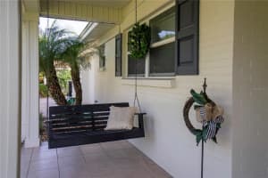 274 PARADISE ISLAND DR, HAINES CITY, FL 33844 Sold 08/19/22