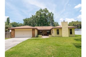 904 CRESTVIEW DR, AUBURNDALE, FL 33823 Sold 10/27/22