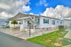137 JACK NICKLAUS LN, DAVENPORT, FL 33837 Sold 08/10/22