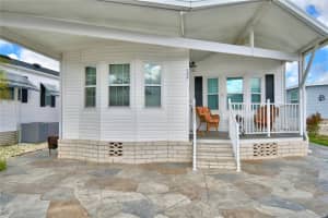 137 JACK NICKLAUS LN, DAVENPORT, FL 33837 Sold 08/10/22