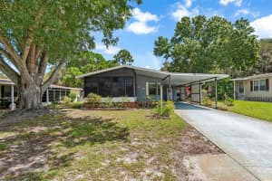 481 VILLAGE CIR SW, WINTER HAVEN, FL 33880 Sold 08/02/22