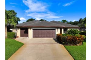 17 HUNTLEY CT, HAINES CITY, FL 33844 Sold 09/01/22