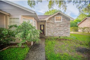 1064 SUNSHINE WAY SW, WINTER HAVEN, FL 33880 Sold 09/14/22