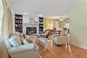 4501 WILLOWBROOK CIR, WINTER HAVEN, FL 33884 Sold 09/19/22