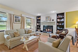 4501 WILLOWBROOK CIR, WINTER HAVEN, FL 33884 Sold 09/19/22