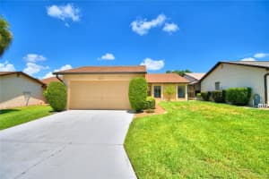 4015 Cypress Landing E, Winter Haven, FL 33884, Sold 09/26/22