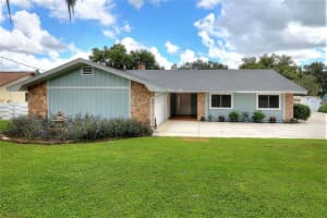 208 PARADISE ISLAND DR, HAINES CITY, FL 33844 Sold 03/29/23