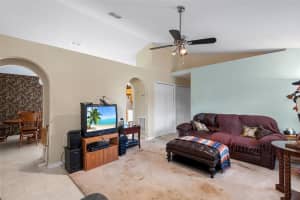 2796 WHISPERING TRAILS DR, WINTER HAVEN, FL 33884 Sold 11/23/22