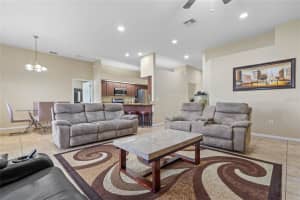 279 RUBY LAKE LN, WINTER HAVEN, FL 33884 Sold 02/10/23