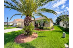 2535 SALZBURG LOOP, WINTER HAVEN, FL 33884 Sold 11/08/22