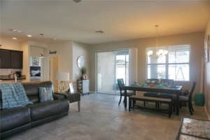 112 WATERSIDE CIR, WINTER HAVEN, FL 33880 Sold 10/14/22