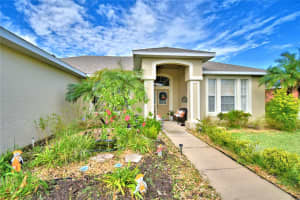 204 TERRANOVA BLVD, WINTER HAVEN, FL 33884 Sold 02/27/23