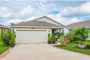 1061 WINDLASS WAY, WINTER HAVEN, FL 33880 Sold 01/23/23