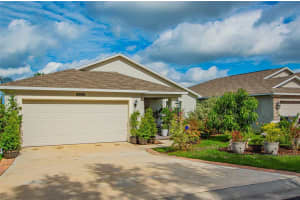 1061 WINDLASS WAY, WINTER HAVEN, FL 33880 Sold 01/23/23
