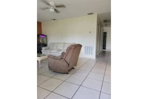 518 OAK ST, AUBURNDALE, FL 33823 Sold 12/12/22