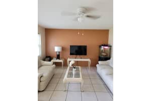 518 OAK ST, AUBURNDALE, FL 33823 Sold 12/12/22