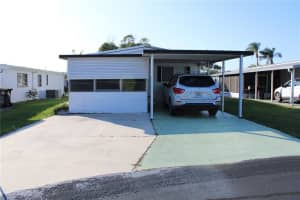 110 BONNIE DR, AUBURNDALE, FL 33823 Sold 04/04/23