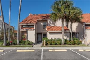 2001 GARDEN LAKE DR #2001, WINTER HAVEN, FL 33884 Sold 12/14/22