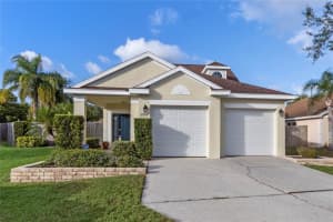 2314 WOODS EDGE CIR, ORLANDO, FL 32817 Sold 02/01/23