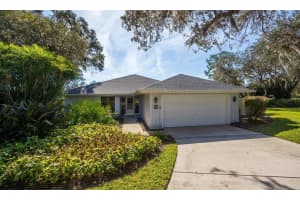 42 GRENEWOOD LANE, HAINES CITY, FL 33844 Sold 02/27/23