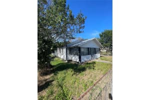 518 ORANGE STREET, AUBURNDALE, FL 33823 Sold 02/24/23