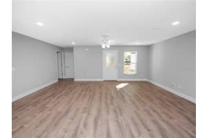 1233 Blue Heron Dr Sebring, FL 33876 Sold 05/11/23