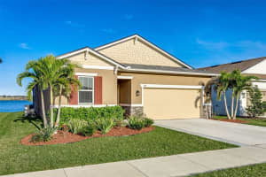 125 SUMMERSHORE DRIVE, AUBURNDALE, FL 33823 Sold 03/10/23