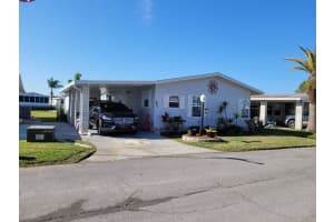 4 EDINBURGH DRIVE, HAINES CITY, FL 33844 Sold 04/04/23