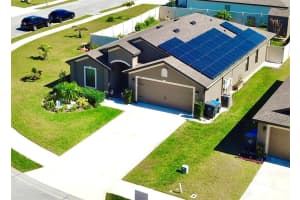 1564 SWAN LAKE CIRCLE, DUNDEE, FL 33838 Sold 05/15/23