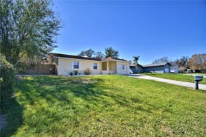 242 LAKE THOMAS DRIVE, WINTER HAVEN, FL 33880 Sold 04/06/23