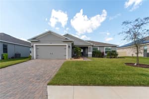 444 LAKE VIEW WAY, AUBURNDALE, FL 33823 Sold 04/27/23