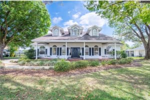 29 SKIDMORE ROAD, WINTER HAVEN, FL 33884 Sold 05/31/23