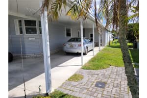 353 MELBOURN DRIVE, HAINES CITY, FL 33844 Sold 04/27/23