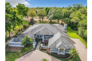 5 LEFE COURT, HAINES CITY, FL 33844 Sold 06/05/23