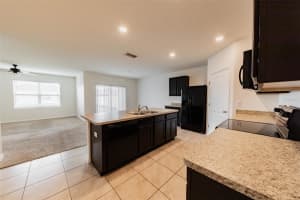 935 SUMMER GLEN DRIVE, WINTER HAVEN, FL 33880 Sold 05/10/23
