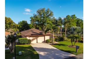 627 WEXFORD COURT, WINTER HAVEN, FL 33884 Sold 10/23/23