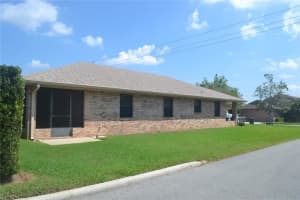 718 MARTINIQUE CIRCLE, LAKELAND, FL 33803 Sold 07/03/23