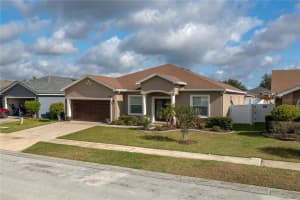 6581 CRESCENT LOOP, WINTER HAVEN, FL 33884 Sold 07/14/23