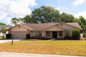 108 Waldemar Ct SE, Winter Haven, FL 33884, Sold 05/24/23