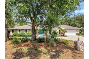 3852 GAINES DRIVE, WINTER HAVEN, FL 33884 Sold 06/20/23