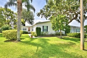 6344 GROVE POINTE DRIVE, WINTER HAVEN, FL 33884 Sold 07/02/23