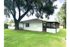 372 TROON COURT, WINTER HAVEN, FL 33884 Sold 09/28/23