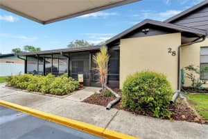 28 KIMBERLY COURT, WINTER HAVEN, FL 33880 Sold 09/18/23