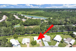 1648 FOXWAY DR, LAKELAND, FL 33810 Sold 09/08/23