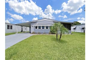 5018 FOX CLIFF DR, LAKELAND, FL 33810 Sold 07/28/23