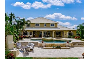 246 MCLEAN POINT, WINTER HAVEN, FL 33884 Sold 09/22/23